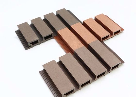 لوحة الحائط الخارجية WPC 219x26mm 2900x216x26mm لوحة الحائط WPC البثق المشترك