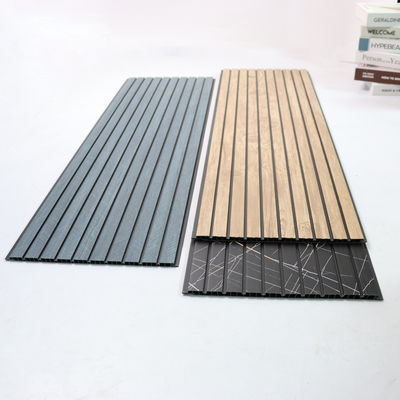 لوحة سقف PVC الزخرفية للحائط التجارية PVC الحائط الغطاء الحائط الداخلي لوحة الحائط الدائمة سهلة النظافة