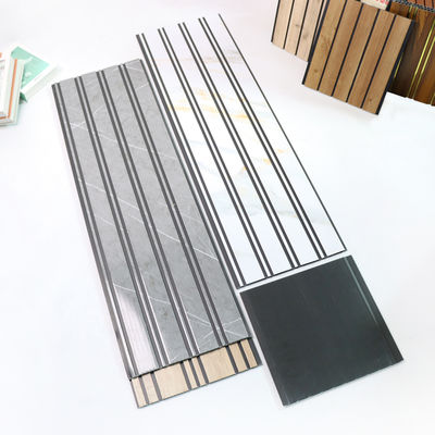 لوحة سقف PVC تجارية للجدران مقاومة للماء والرطوبة