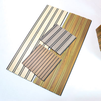 مائة مضادة للماء مضادة للحريق لوحة الحائط من PVC خفيفة الوزن سهلة التثبيت الداخلية الخارجية لوحة الحائط للحمام المطبخ غرفة المعيشة