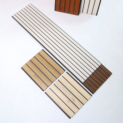 مائة مضادة للماء مضادة للحريق لوحة الحائط من PVC خفيفة الوزن سهلة التثبيت الداخلية الخارجية لوحة الحائط للحمام المطبخ غرفة المعيشة