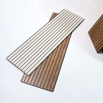 مائة مضادة للماء مضادة للحريق لوحة الحائط من PVC خفيفة الوزن سهلة التثبيت الداخلية الخارجية لوحة الحائط للحمام المطبخ غرفة المعيشة