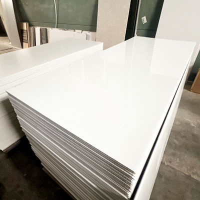 ألواح بلاستيكية مضادة للخدش في حمام الفندق 1000x2400mm