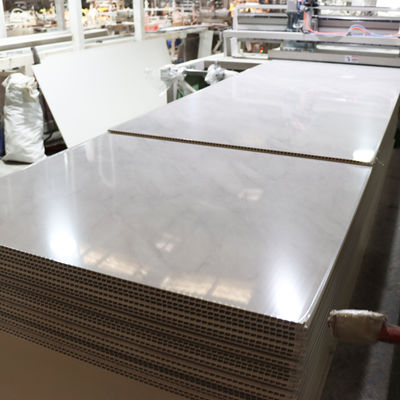 ألواح بلاستيكية مضادة للخدش في حمام الفندق 1000x2400mm