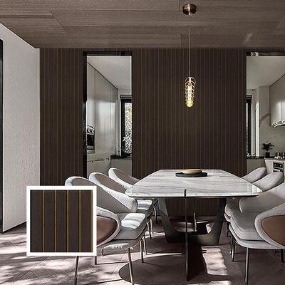 لوحة حائط سقف مخددة PVC مقاومة للرطوبة وسهلة التركيب لتزيين جدران السقف من التصميمات الداخلية الحديثة