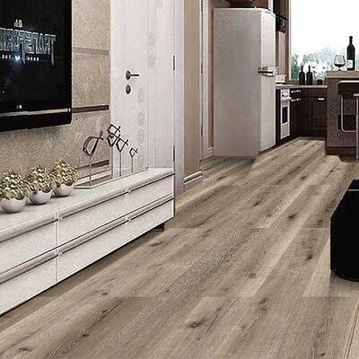 فورمالديهيد E0 SPC الأرضيات PVC مع الحجر الجيري المواد الخام حل الأرضيات متينة متفوقة للتطبيقات التجارية والسكنية