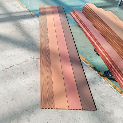 نظام ألواح الجدار WPC الخارجي مضاد للماء الخشب البلاستيكي المركب لتغطية الجدار الخارجي