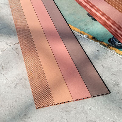 لوحة الجدار الخارجي WPC الخارجي الخشب البلاستيكي المركب مع مقاومة الطقس وسهولة التثبيت