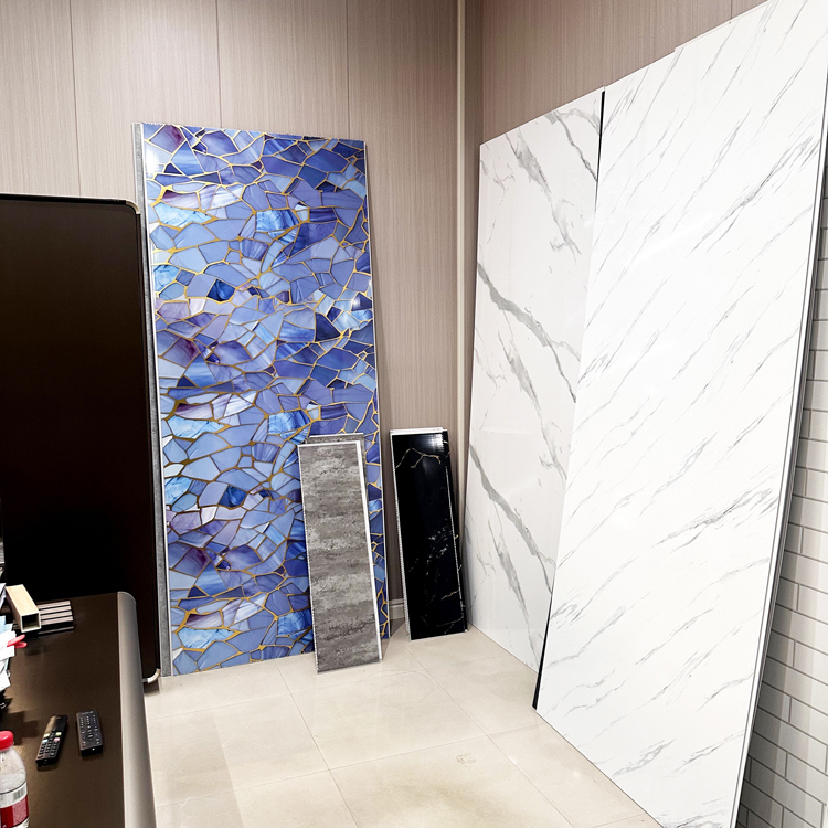 لوحة حائط دش من البلاستيك عالية الجودة للغطاء الحائط للمناطق الرطبة