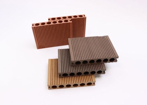 لوح التزيين WPC المقاوم للكسر من البلاستيك 140x25x2900