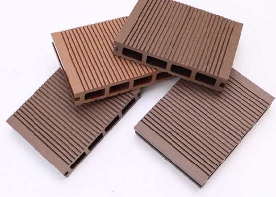 الانترلوك التزيين 3D النقش WPC مركب التزيين بلاط الأرضيات البلاستيكية